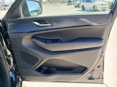 2026 Jeep Grand Cherokee GRAND CHEROKEE LAREDO X 4X4