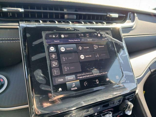 2026 Jeep Grand Cherokee GRAND CHEROKEE LAREDO X 4X4