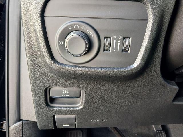 2026 Jeep Grand Cherokee GRAND CHEROKEE LAREDO X 4X4