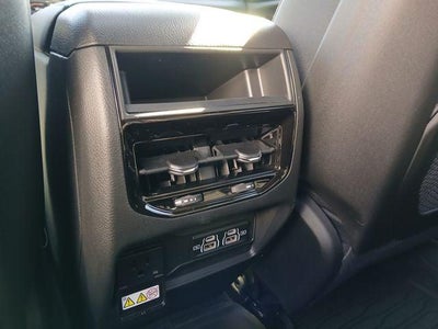 2026 Jeep Grand Cherokee GRAND CHEROKEE LAREDO X 4X4
