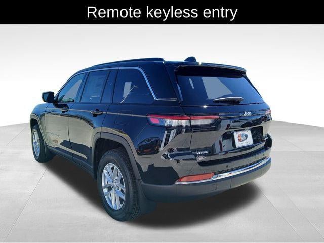 2026 Jeep Grand Cherokee GRAND CHEROKEE LAREDO X 4X4