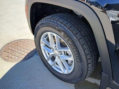 2026 Jeep Grand Cherokee GRAND CHEROKEE LAREDO X 4X4