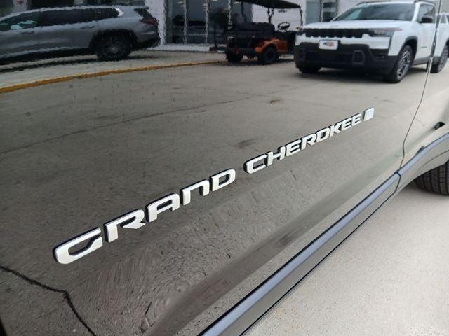 2026 Jeep Grand Cherokee GRAND CHEROKEE LAREDO 4X4