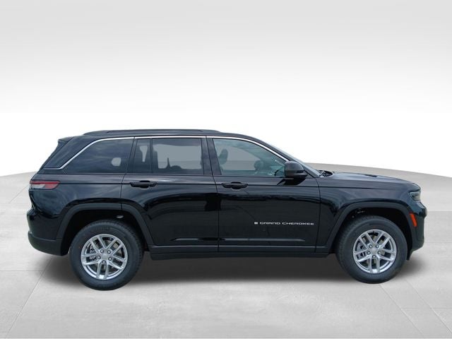 2026 Jeep Grand Cherokee GRAND CHEROKEE LAREDO 4X4