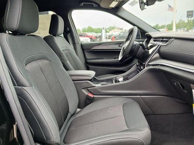 2026 Jeep Grand Cherokee GRAND CHEROKEE LAREDO 4X4