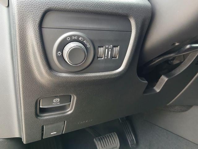2026 Jeep Grand Cherokee GRAND CHEROKEE LAREDO 4X4