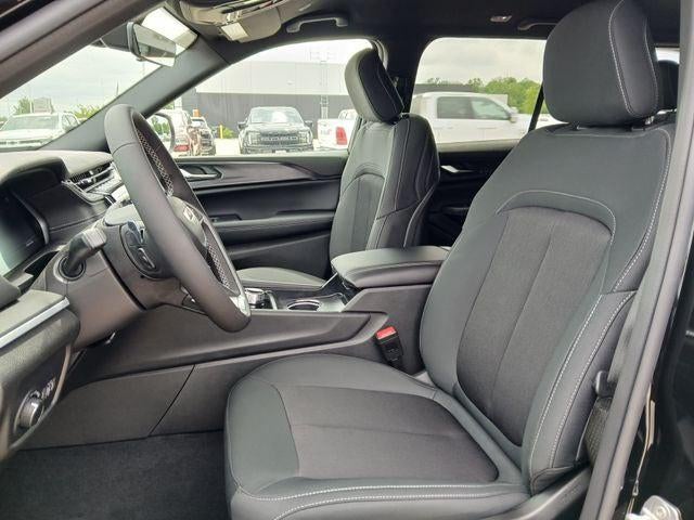 2026 Jeep Grand Cherokee GRAND CHEROKEE LAREDO 4X4