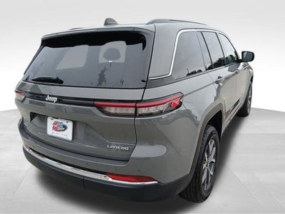 2027 Jeep Grand Cherokee GRAND CHEROKEE LAREDO X 4X4