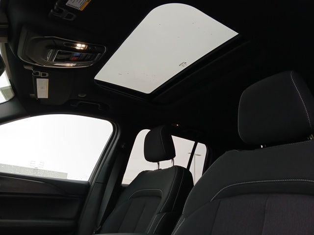 2027 Jeep Grand Cherokee Laredo X