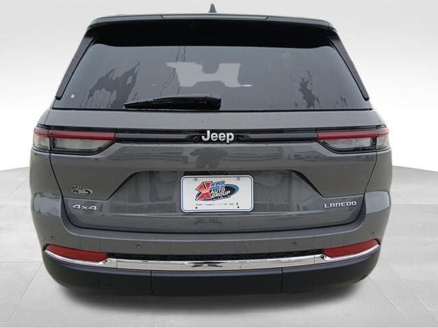 2027 Jeep Grand Cherokee Laredo X