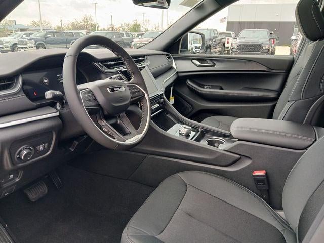 2026 Jeep Grand Cherokee GRAND CHEROKEE LAREDO X 4X4