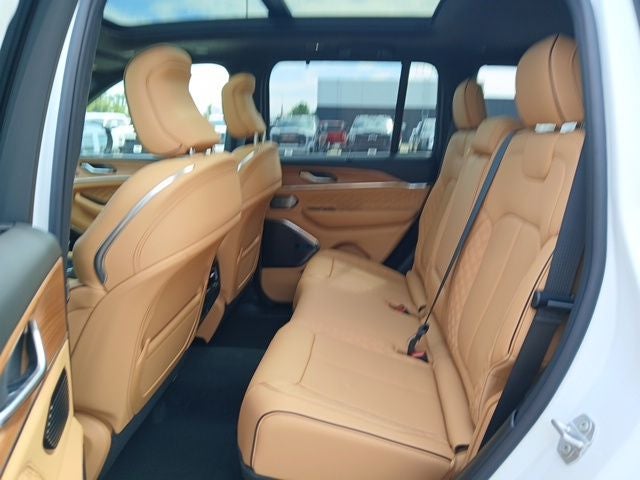 2027 Jeep Grand Cherokee Summit