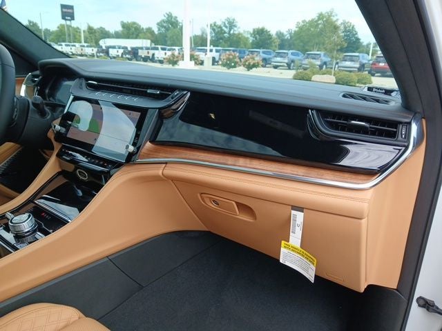 2027 Jeep Grand Cherokee Summit