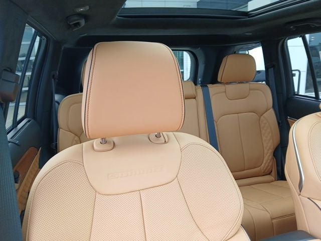 2027 Jeep Grand Cherokee Summit