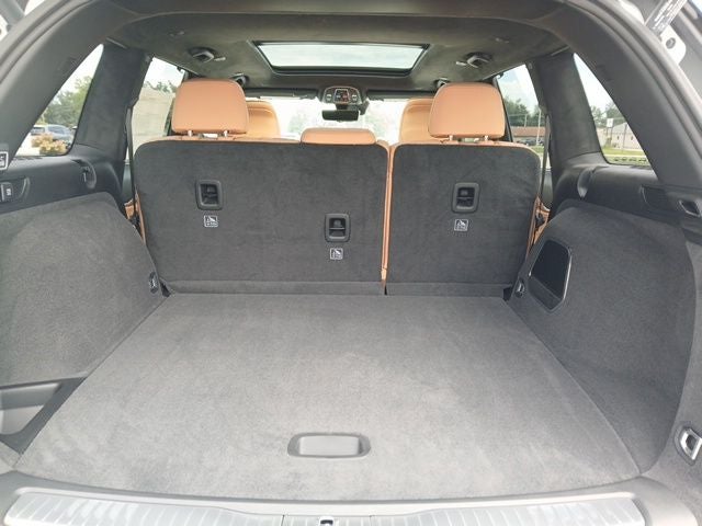 2027 Jeep Grand Cherokee Summit