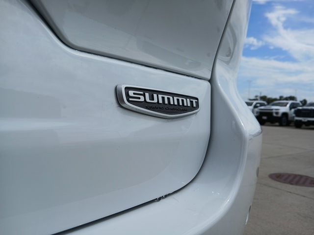 2027 Jeep Grand Cherokee Summit