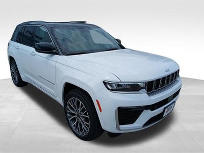 2027 Jeep Grand Cherokee Summit