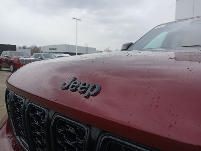 2025 Jeep Grand Cherokee GRAND CHEROKEE L ALTITUDE 4X4