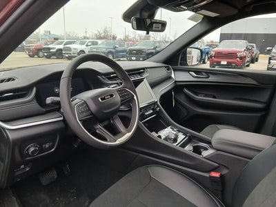 2025 Jeep Grand Cherokee GRAND CHEROKEE L ALTITUDE 4X4