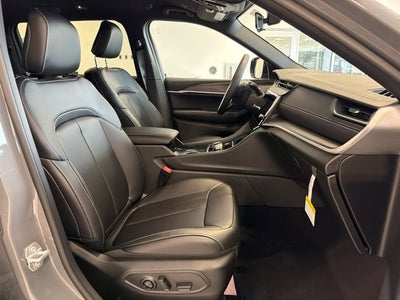 2027 Jeep Grand Cherokee Limited