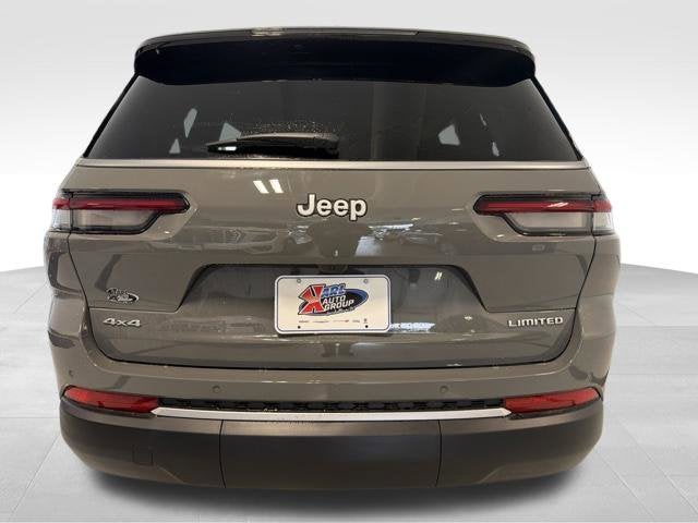 2027 Jeep Grand Cherokee Limited