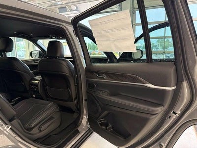2027 Jeep Grand Cherokee Limited
