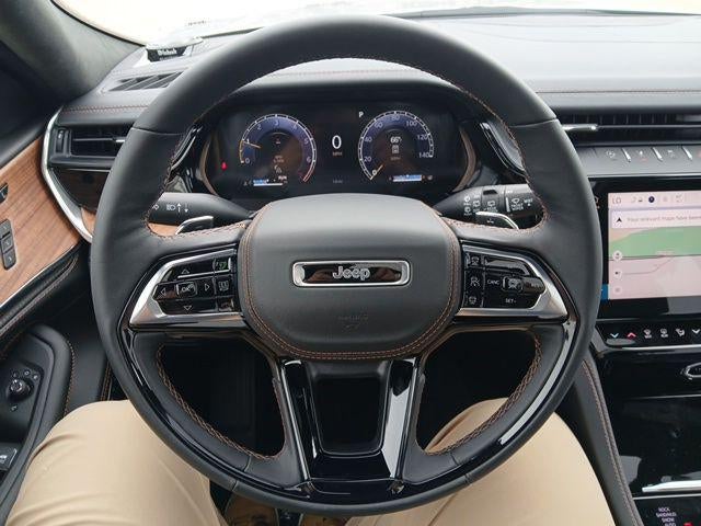 2026 Jeep Grand Cherokee GRAND CHEROKEE L SUMMIT 4X4