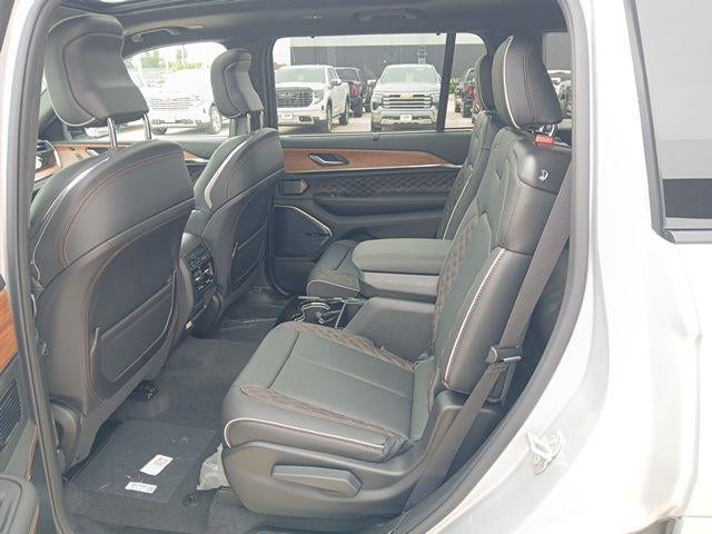 2026 Jeep Grand Cherokee GRAND CHEROKEE L SUMMIT 4X4
