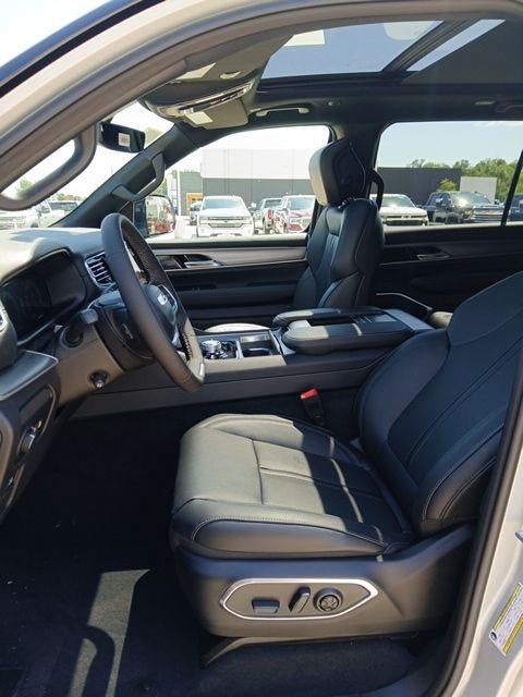 2026 Jeep Grand Wagoneer GRAND WAGONEER UPLAND 4X4