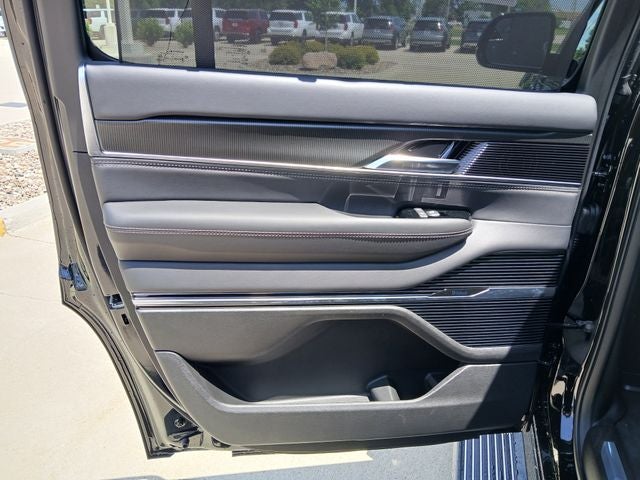 2026 Jeep Grand Wagoneer GRAND WAGONEER SUMMIT OBSIDIAN 4X4