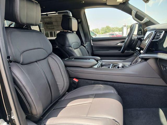 2026 Jeep Grand Wagoneer GRAND WAGONEER SUMMIT OBSIDIAN 4X4
