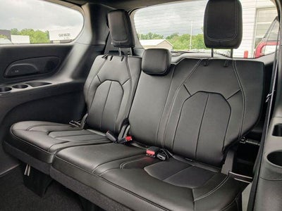 2027 Chrysler Pacifica PACIFICA SELECT