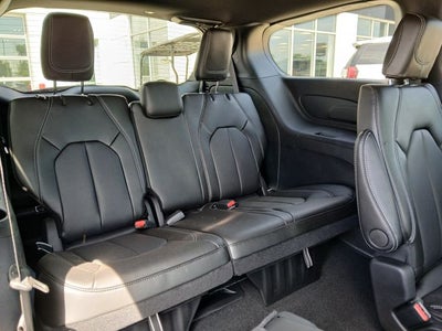 2027 Chrysler Pacifica PACIFICA SELECT