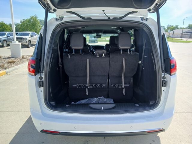 2027 Chrysler Pacifica PACIFICA SELECT