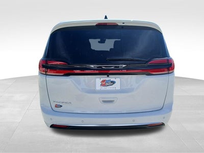 2027 Chrysler Pacifica PACIFICA SELECT