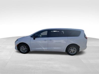 2027 Chrysler Pacifica PACIFICA SELECT