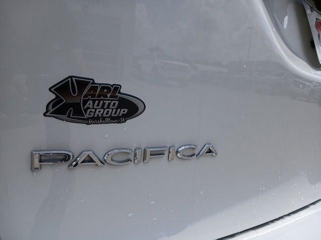 2027 Chrysler Pacifica LX
