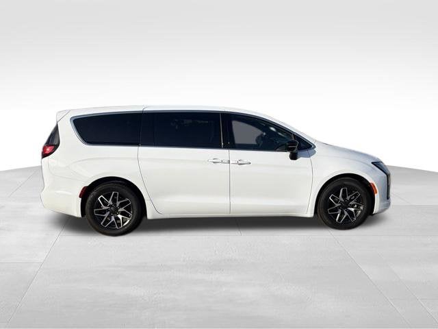 2027 Chrysler Pacifica PACIFICA LIMITED