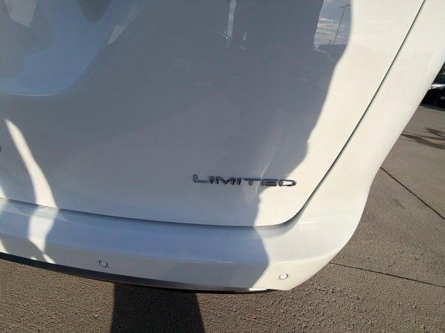 2027 Chrysler Pacifica PACIFICA LIMITED