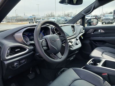 2026 Chrysler Pacifica PACIFICA SELECT AWD