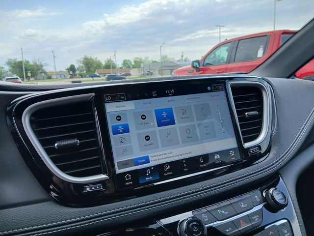 2026 Chrysler Pacifica PACIFICA SELECT AWD