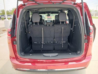 2026 Chrysler Pacifica PACIFICA SELECT AWD