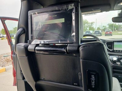 2026 Chrysler Pacifica PACIFICA SELECT AWD