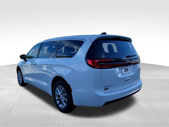 2027 Chrysler Pacifica PACIFICA SELECT AWD
