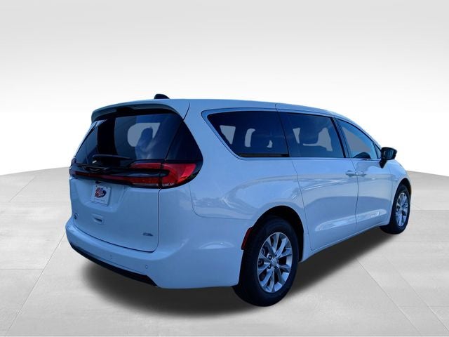 2027 Chrysler Pacifica PACIFICA SELECT AWD