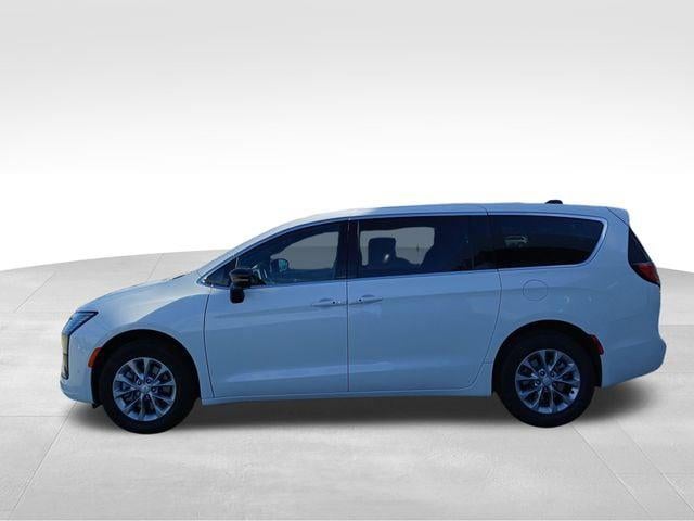 2027 Chrysler Pacifica PACIFICA SELECT AWD