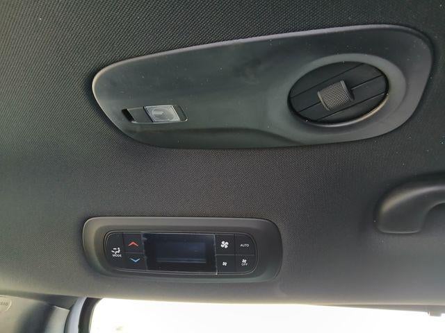 2027 Chrysler Pacifica PACIFICA SELECT AWD