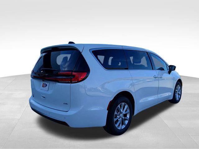 2027 Chrysler Pacifica PACIFICA SELECT AWD