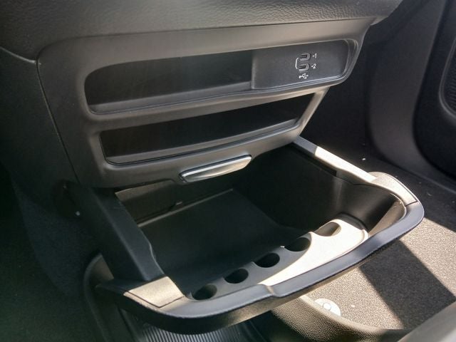 2027 Chrysler Pacifica PACIFICA SELECT AWD