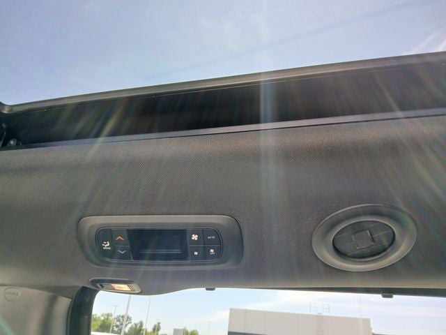 2027 Chrysler Pacifica PACIFICA SELECT AWD